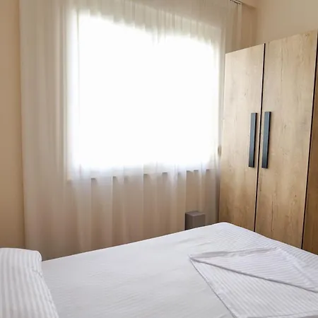 Apartahotel Blu Durrës